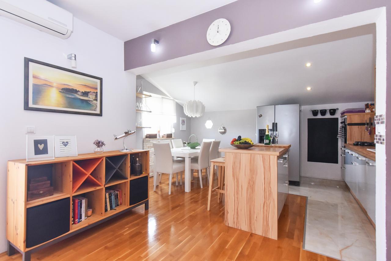 Apartment Larisa กอร์นยิ คาริน ภายนอก รูปภาพ