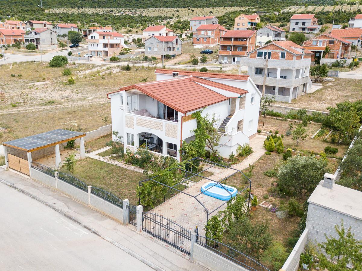 Apartment Larisa กอร์นยิ คาริน ภายนอก รูปภาพ