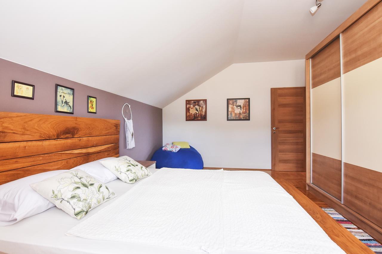 Apartment Larisa กอร์นยิ คาริน ภายนอก รูปภาพ